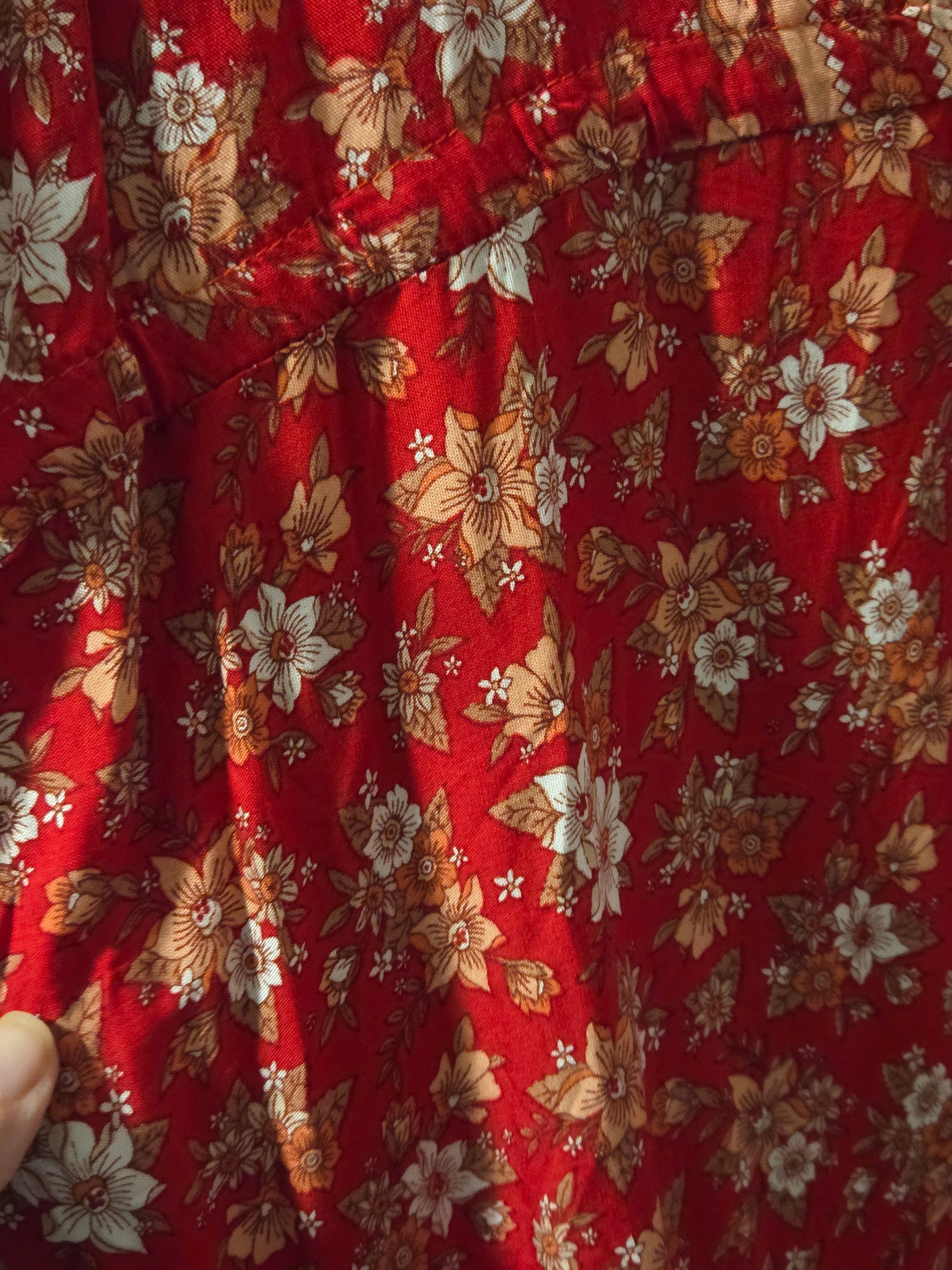 Floral Daisy Dress - Flowy Lightweight Design